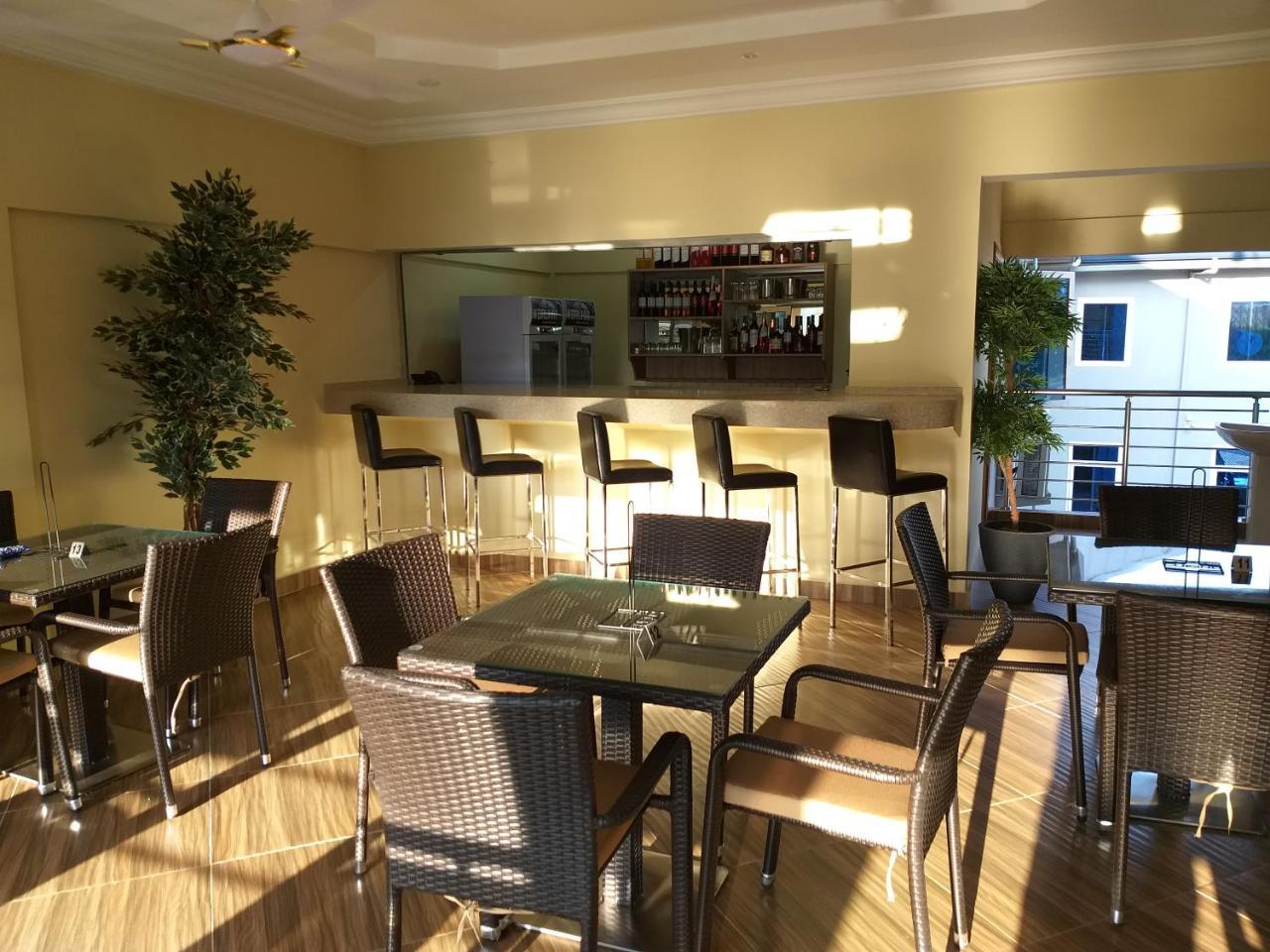 Jeyads Lodge Тамале Екстериор снимка