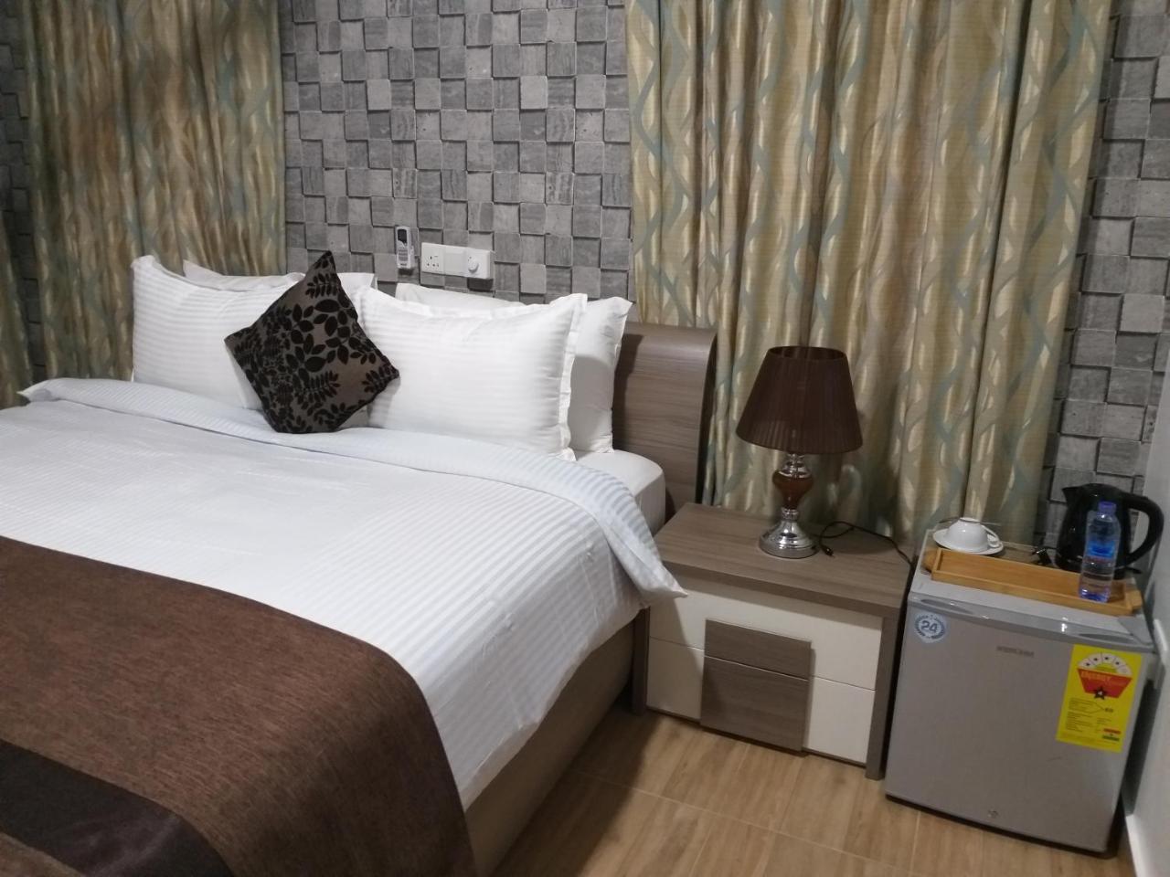 Jeyads Lodge Тамале Екстериор снимка