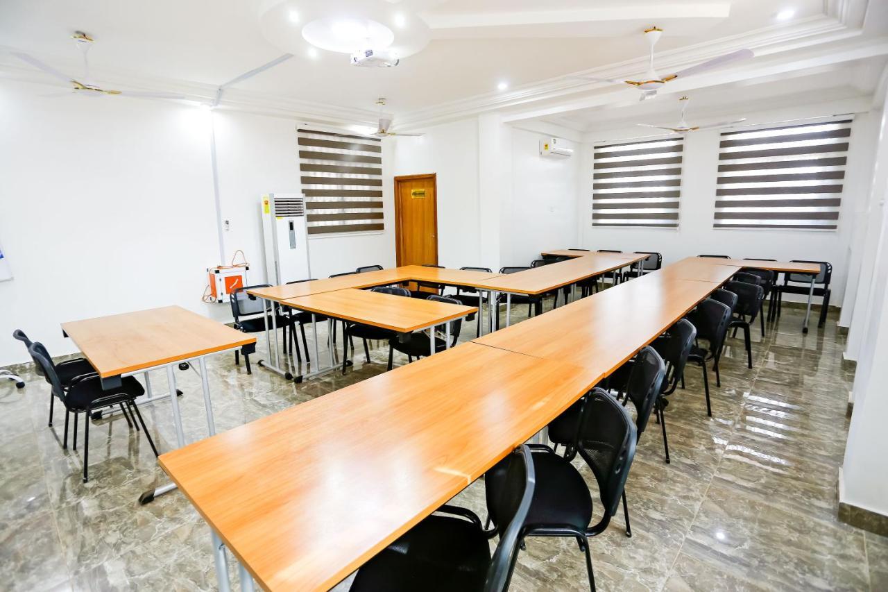 Jeyads Lodge Тамале Екстериор снимка