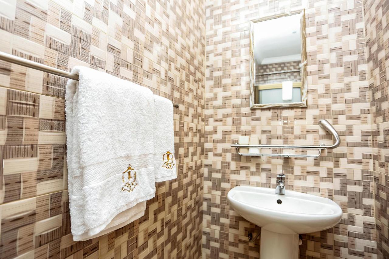 Jeyads Lodge Тамале Екстериор снимка